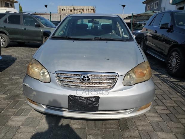 Toyota Corolla 2005 Silver