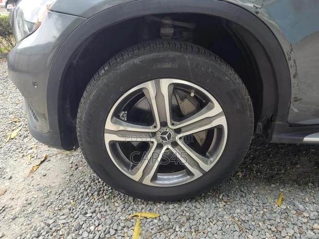 Mercedes-Benz GLC-Class 2018 Gray