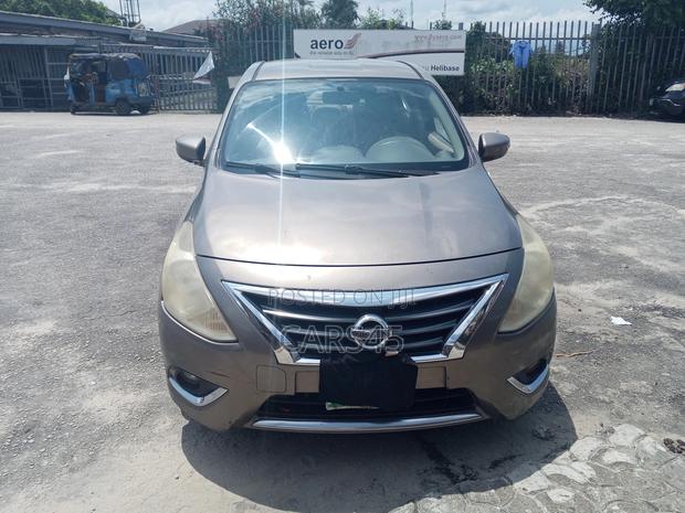 Nissan Almera 2015 Gray