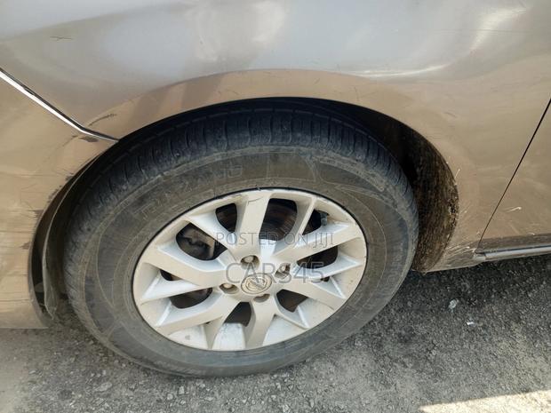 Nissan Almera 2015 Gray