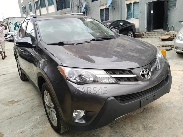 Toyota RAV4 Limited 4dr SUV AWD (2.5L 4cyl 6A) 2014 Gray