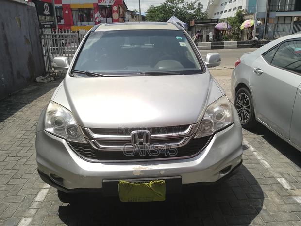 Honda CR-V 2010 Silver