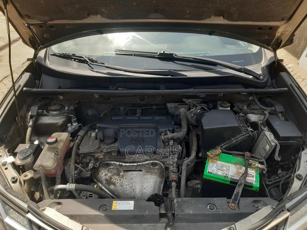 Toyota RAV4 2015 Gray