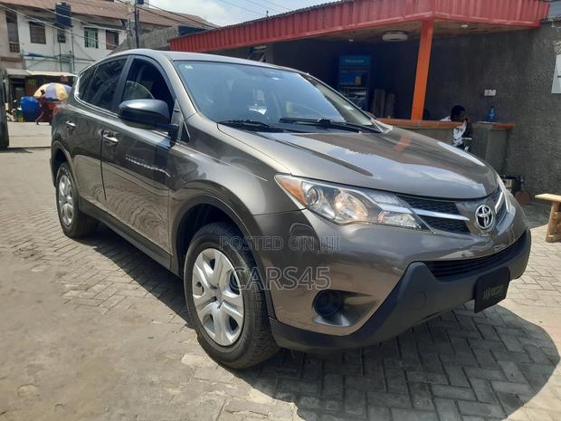 Toyota RAV4 2015 Gray