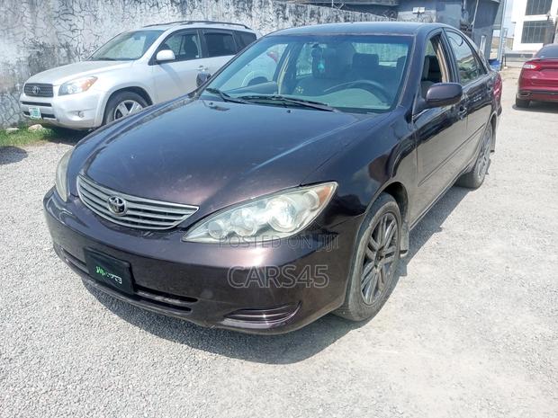 Toyota Camry 2002 Brown