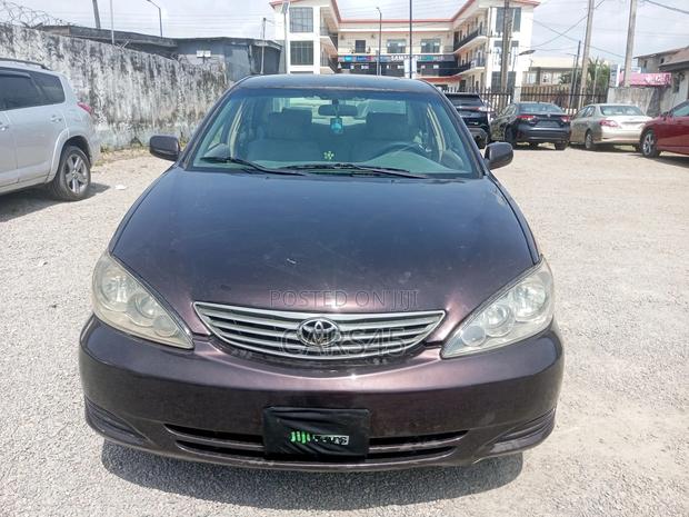 Toyota Camry 2002 Brown