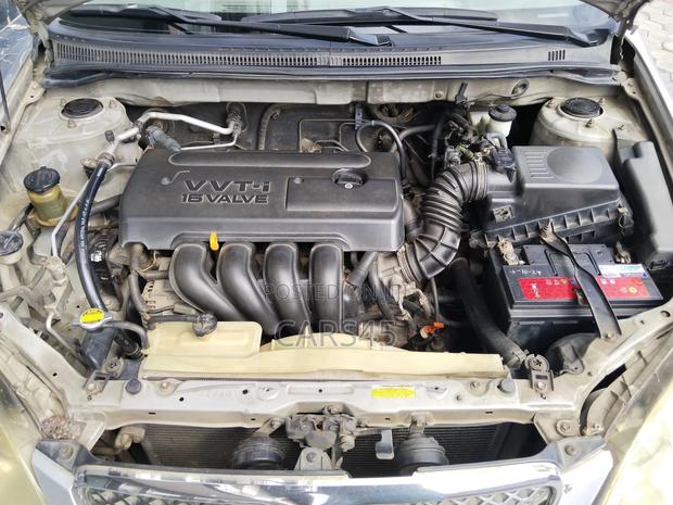Toyota Corolla 2005 Silver