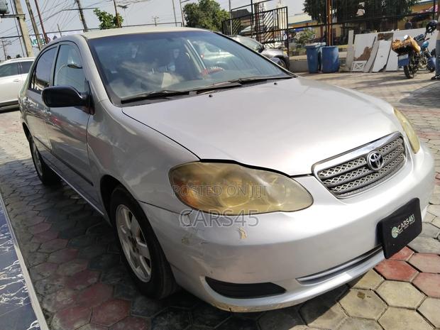 Toyota Corolla 2005 Silver