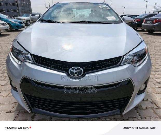 Toyota Corolla S 4dr Sedan (1.8L 4cyl CVT) 2016 Silver