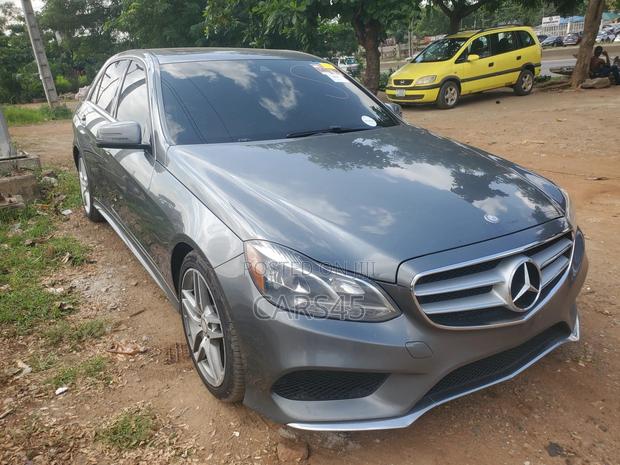Mercedes-Benz E350 Base 4Matic Sedan AWD (3.5L 6cyl 7A) 2016 Gray