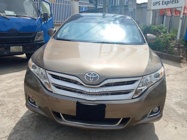 Toyota Venza 2012 Brown