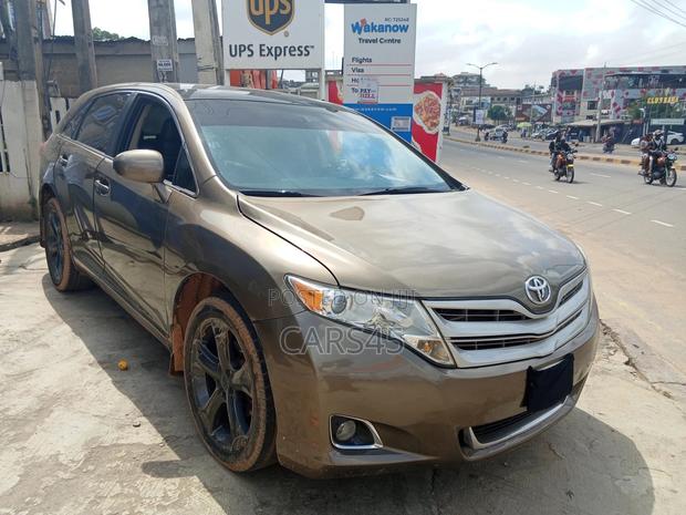 Toyota Venza 2012 Brown