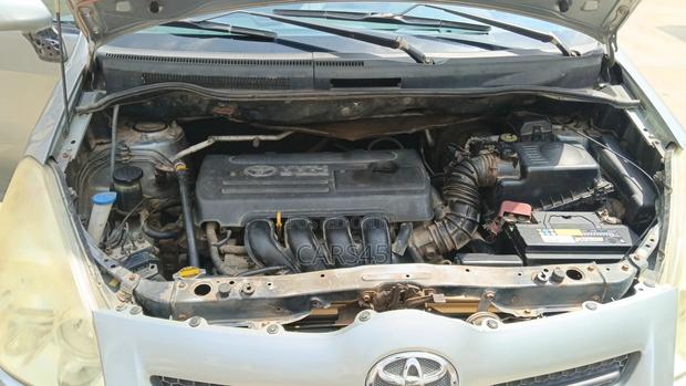 Toyota Corolla Verso 2008 Silver