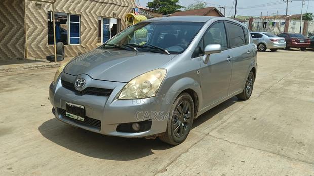 Toyota Corolla Verso 2008 Silver