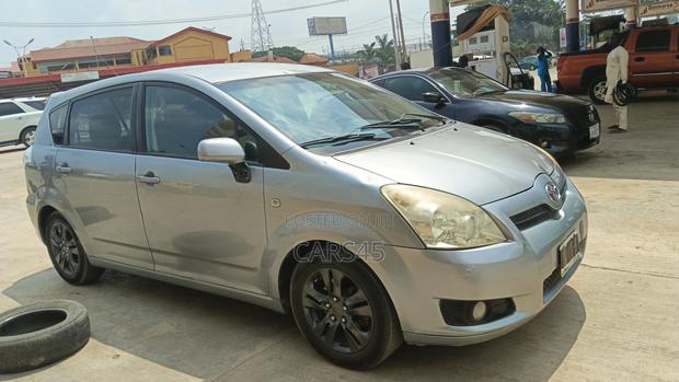 Toyota Corolla Verso 2008 Silver