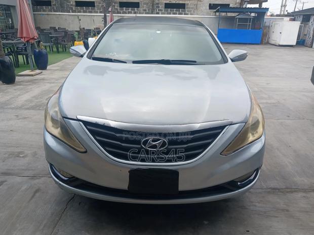 Hyundai Sonata 2011 Silver