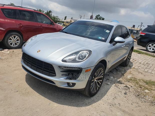 Porsche Macan 2016 Silver