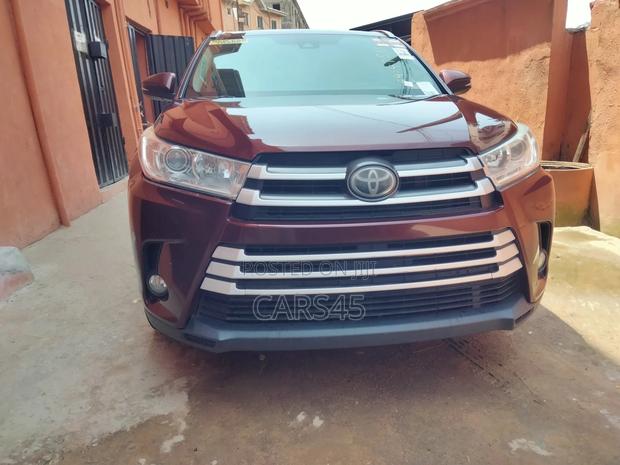 Toyota Highlander 2018 Burgandy