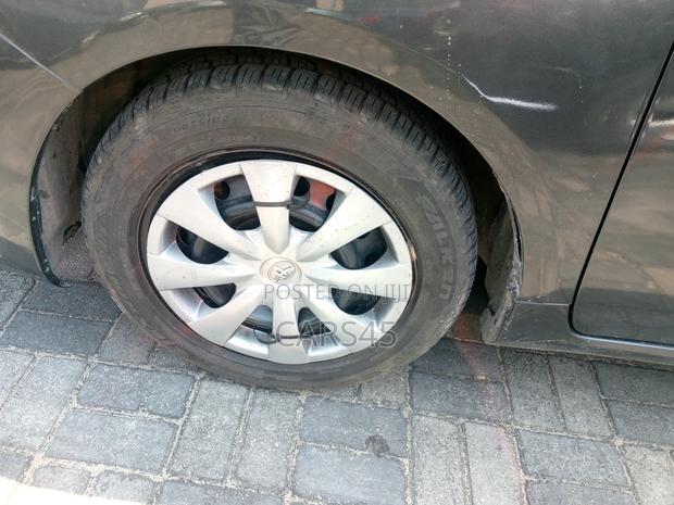 Toyota Corolla 2010 Gray