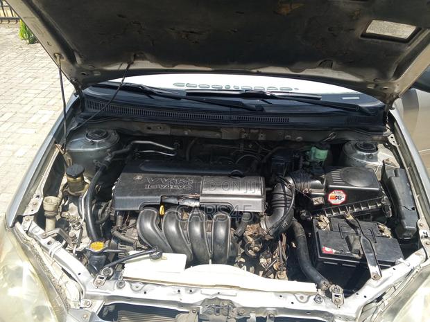 Toyota Corolla 2003 Silver