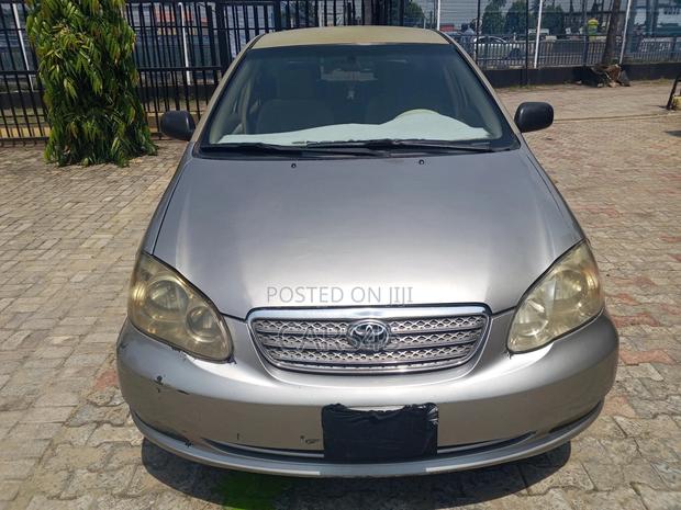Toyota Corolla 2003 Silver