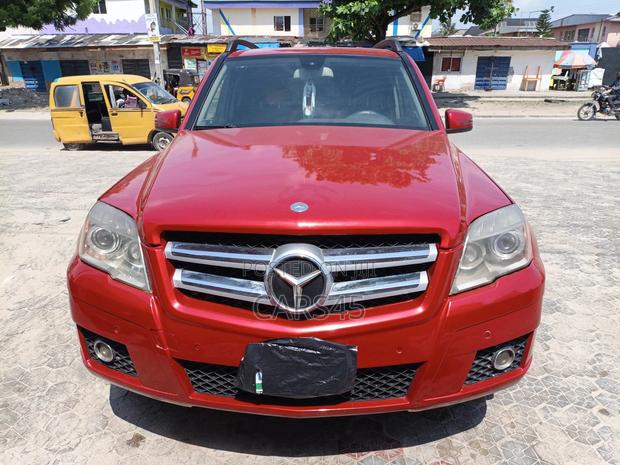 Mercedes-Benz GLK-Class 2010 Red