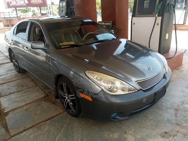 Lexus ES 2005 Green