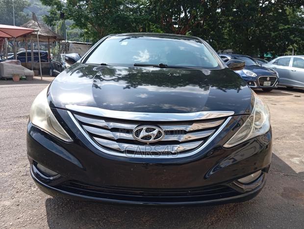 Hyundai Sonata 2012 Black