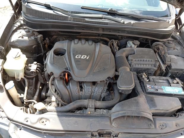 Hyundai Sonata 2012 Black