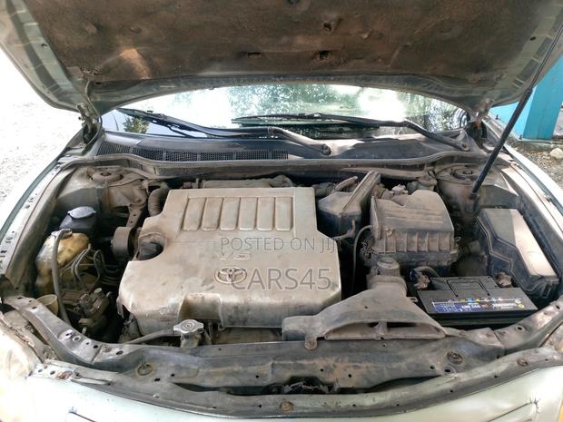 Toyota Camry 2009 Green