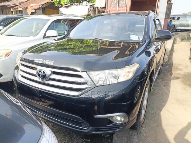 Toyota Highlander 2012 Black