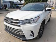 Toyota Highlander 2019 White for sale