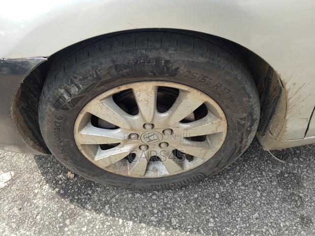 Toyota Camry LE 4dr Sedan (2.4L 4cyl 5A) 2007 Silver