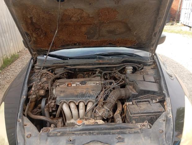 Honda Accord 2004 Black