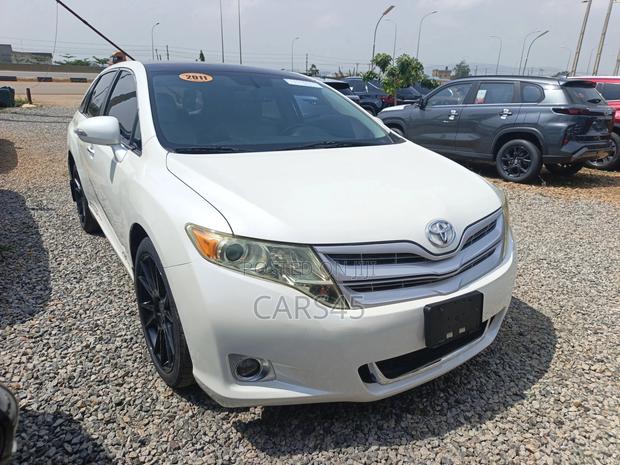 Toyota Venza 2011 White