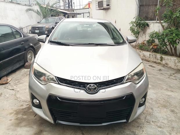Toyota Corolla 2014 Silver