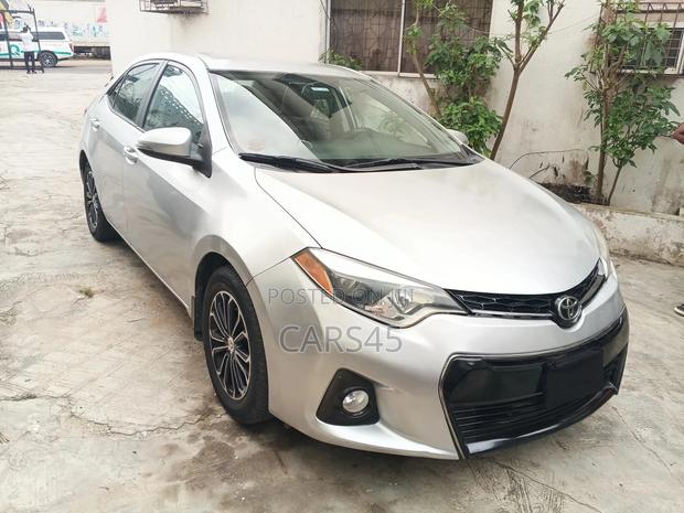 Toyota Corolla 2014 Silver