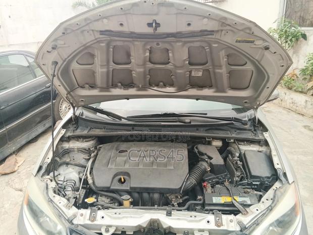 Toyota Corolla 2014 Silver