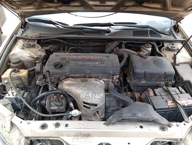 Toyota Camry 2003 Gold