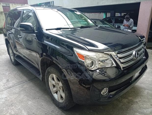 Lexus GX 2011 Black