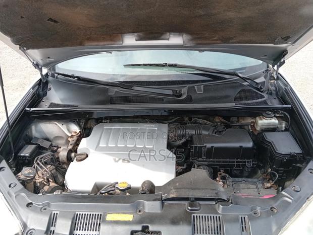 Toyota Highlander 2011 Silver