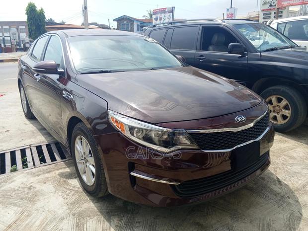 Kia Optima 2018 Brown