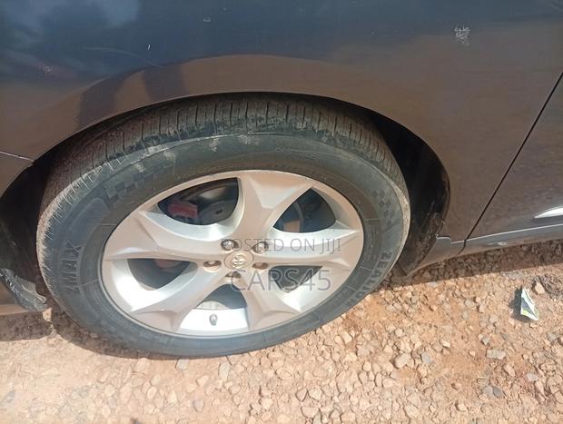 Toyota Venza 2012 Gray