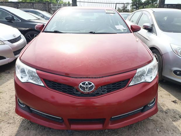 Toyota Camry 2012 Red