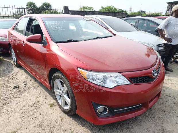 Toyota Camry 2012 Red