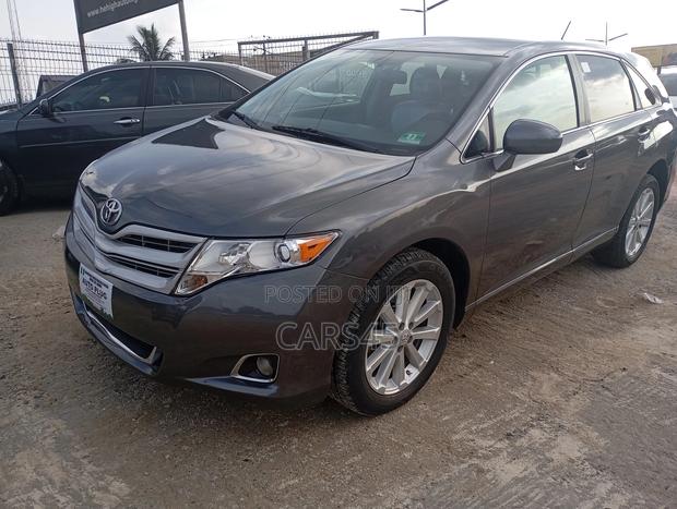 Toyota Venza 2011 Gray