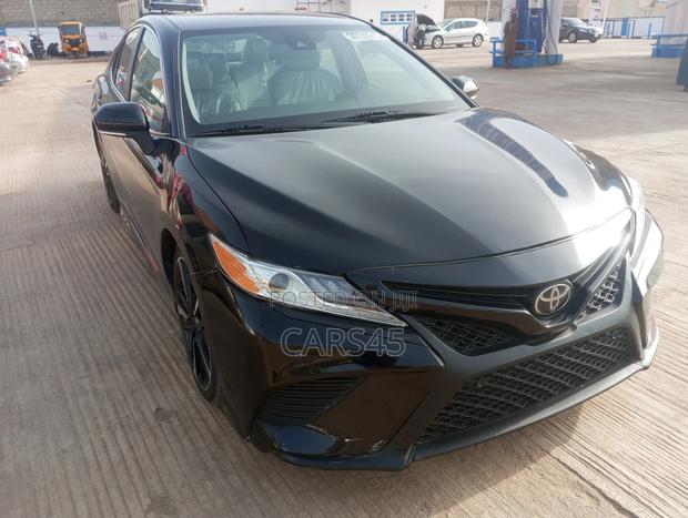 Toyota Camry 2018 Black