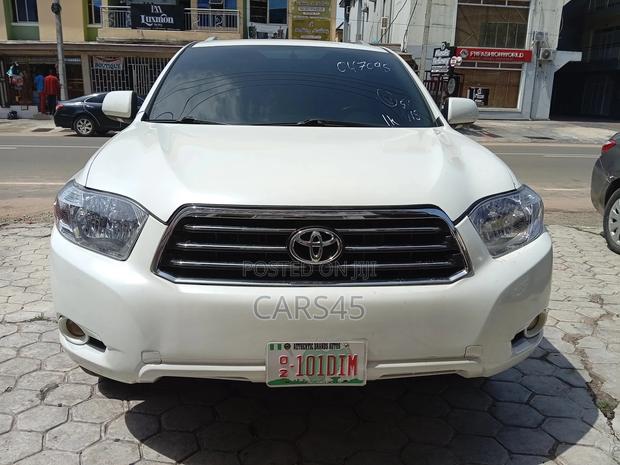 Toyota Highlander Hybrid Limited 2010 White
