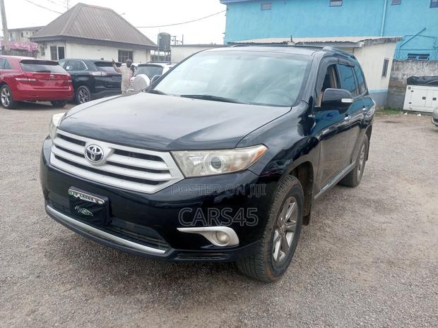 Toyota Highlander 2012 Black