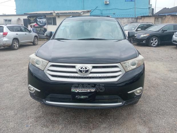 Toyota Highlander 2012 Black